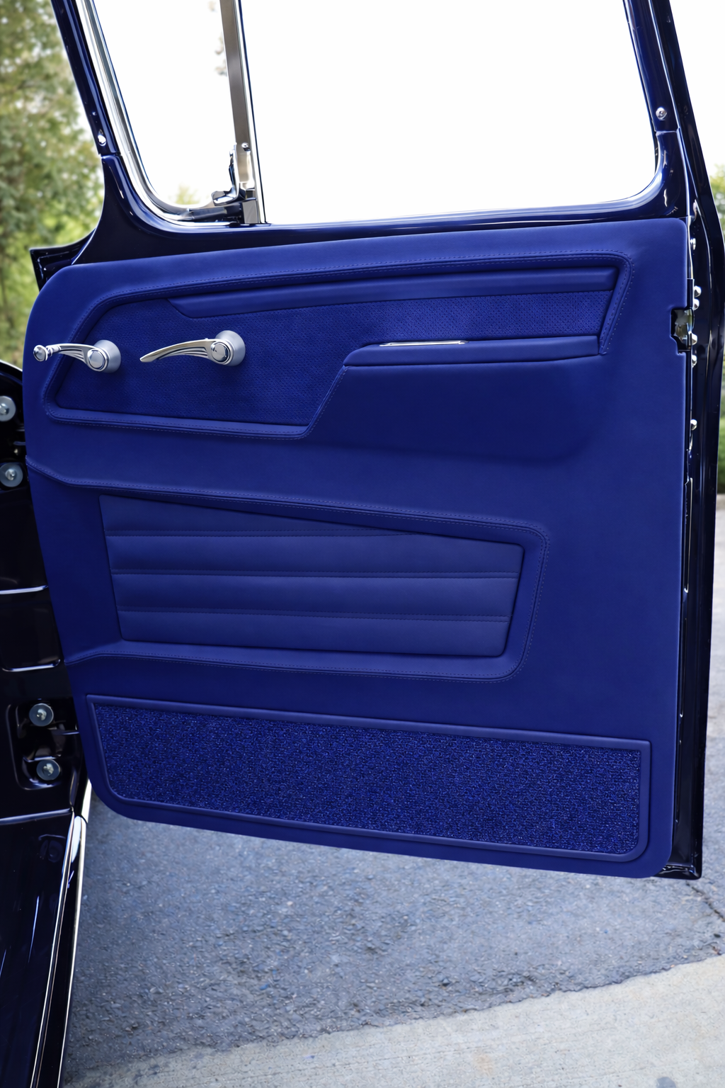 Custom Interior Door Panels | 1955-59 Chevy Pickup Truck