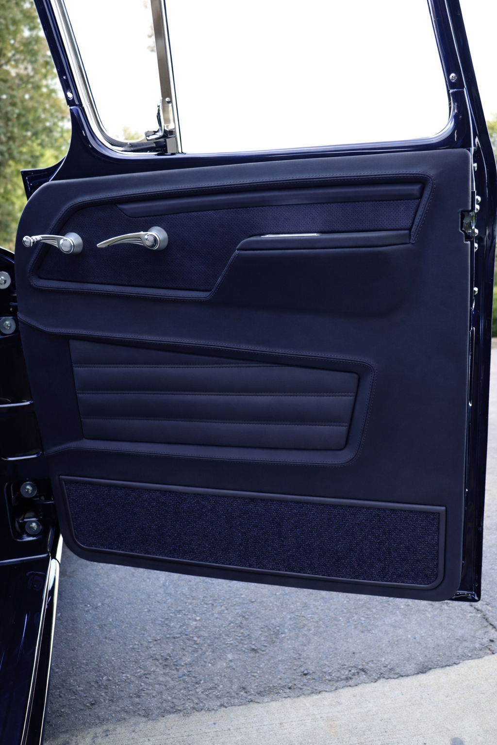 Custom Interior Door Panels | 1955-59 Chevy Pickup Truck
